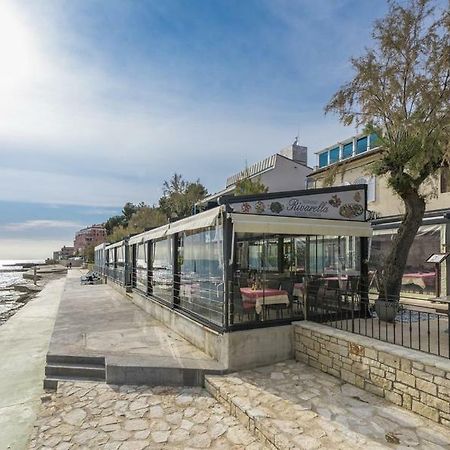 Apartment Lion Novigrad Istria Esterno foto